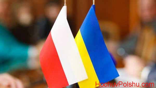 всё больше украинцев навещают Польшу