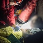 Бескиды: ДТП в Малиновской пещере.  Турист сломал обе руки