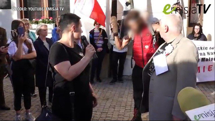 Варшава: Лукаш К. привіз ракету на збори в Краківському передмісті.  Він почув звинувачення