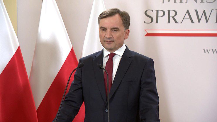 Збігнєв Зіобро: Єврокомісія знову обманює Польщу