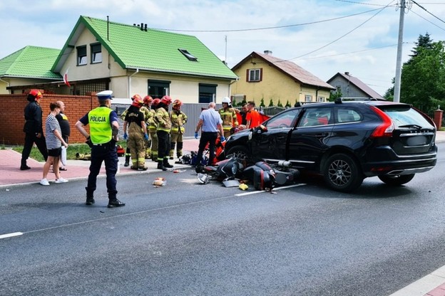 Водій скутера загинув після зіткнення з Volvo, що повертав
