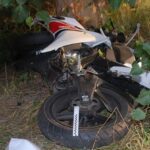 Мимовільний: Мотоцикліст врізався в дерево.  17-річний хлопець помер на місці