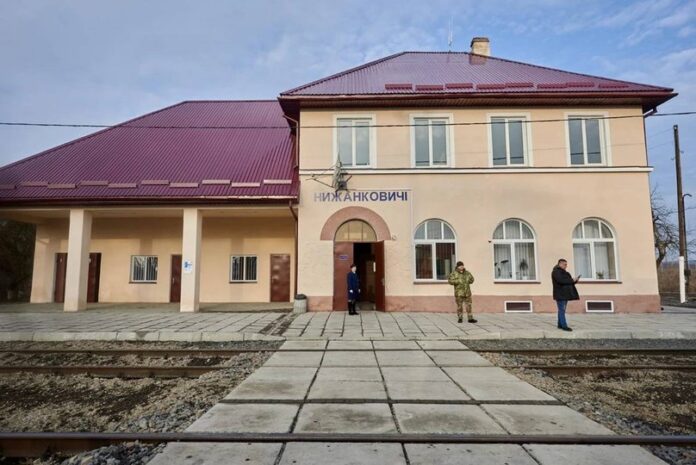 Україна відновила шлях у Ніжанковичах: зможе запускати поїзди до Перемишля

