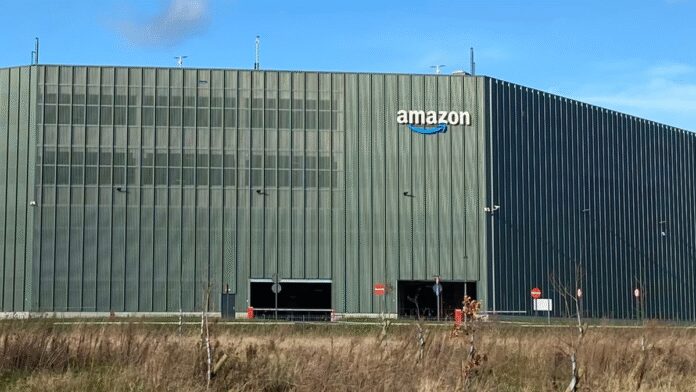 Велика корпорація звільняє працівників. На зміну їм прийде штучний інтелект
